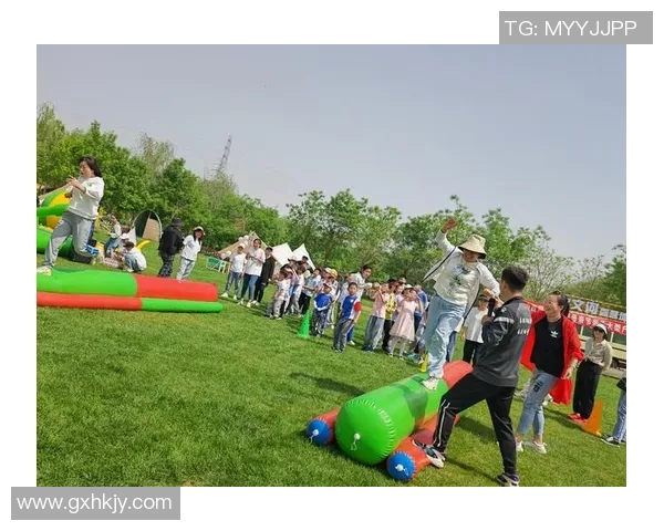 科学滑板团队协作训练方法探索与实践提升团队合作能力的有效途径